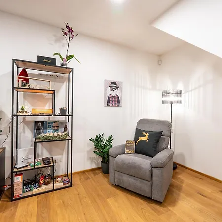 Za řekou Apartmán *